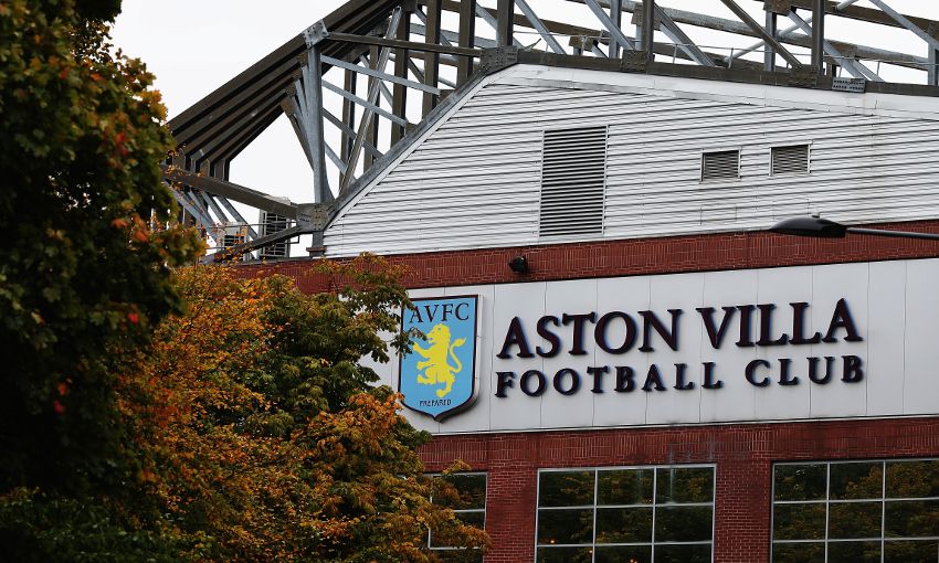 villa park frontage
